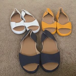 Brand new women’s sandals never one worn